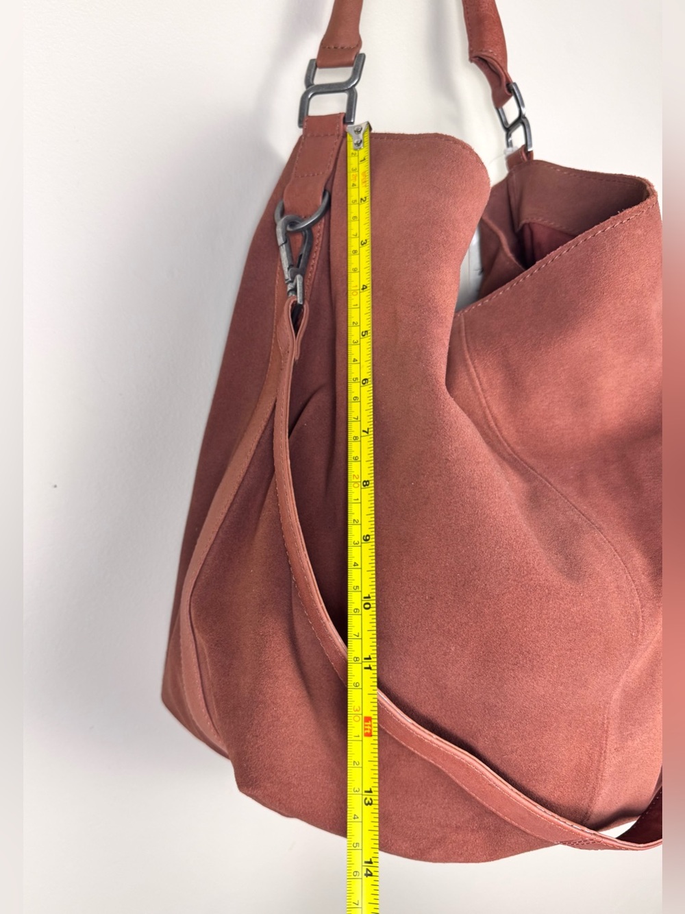 Free People Suzie Suede Slouchy Tote Bag - Picture 14 of 17